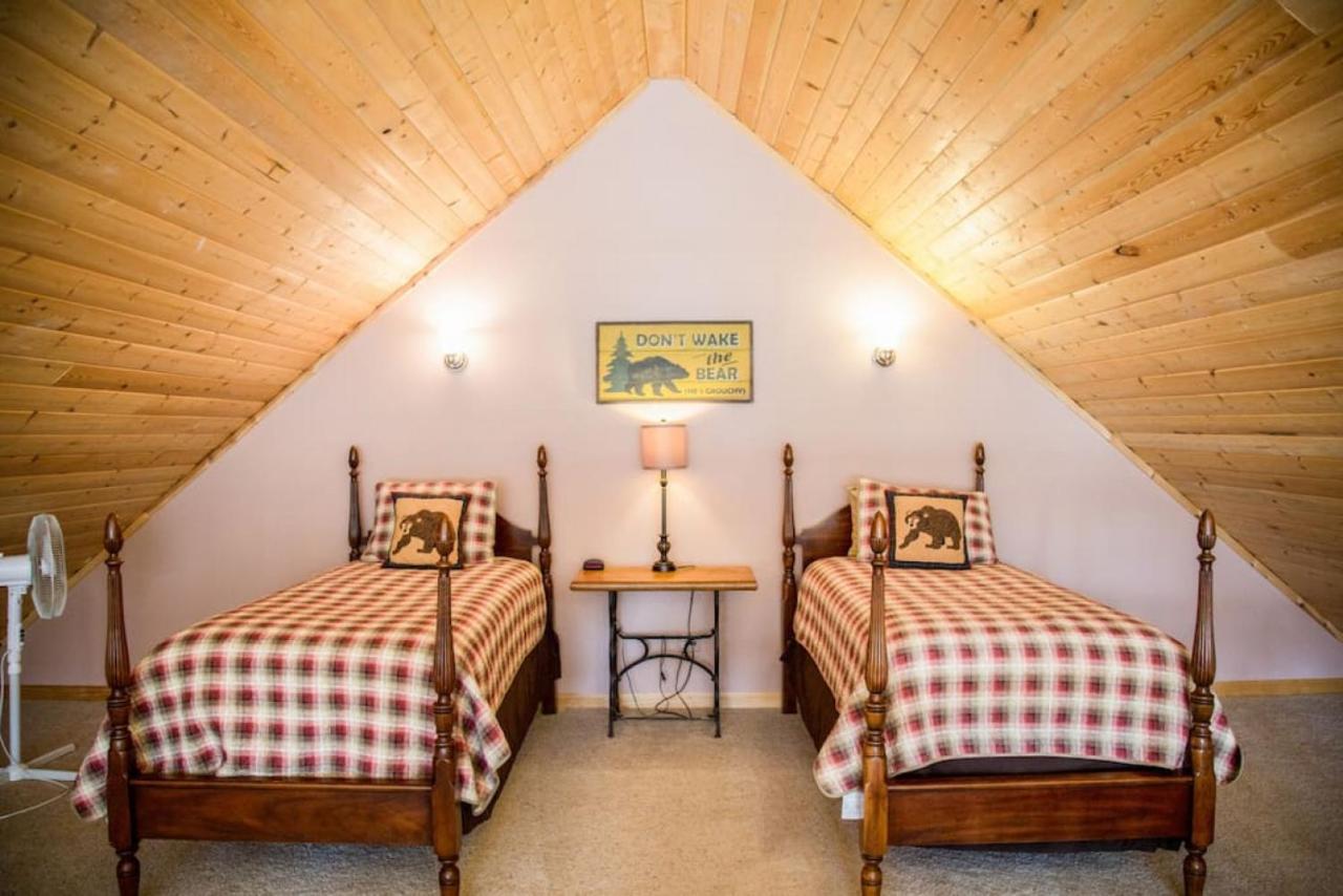 Twin Owls Lodge, Great For Families Master Bedroom, Loft, Full Kitchen, Dogs Ok 埃斯蒂斯帕克 外观 照片