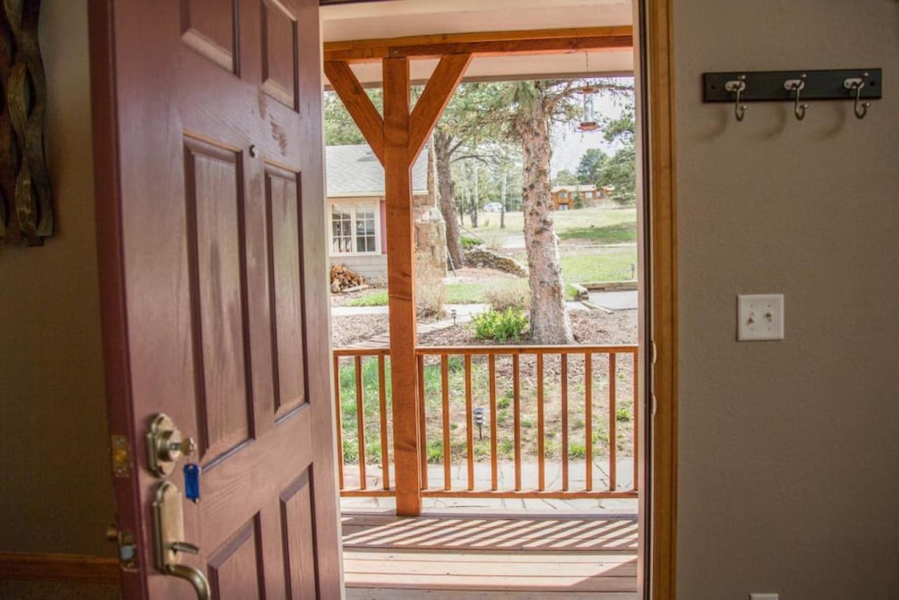 Twin Owls Lodge, Great For Families Master Bedroom, Loft, Full Kitchen, Dogs Ok 埃斯蒂斯帕克 外观 照片