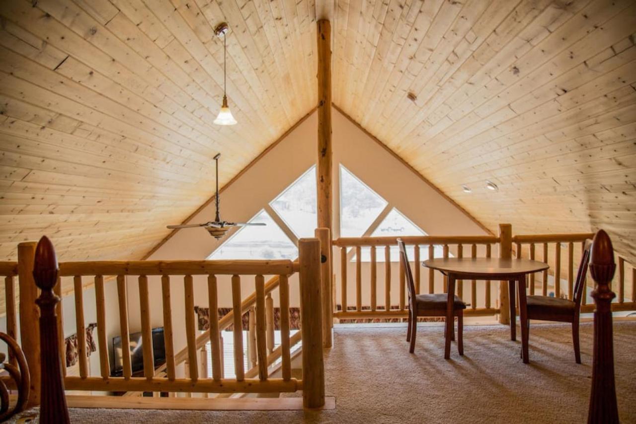 Twin Owls Lodge, Great For Families Master Bedroom, Loft, Full Kitchen, Dogs Ok 埃斯蒂斯帕克 外观 照片