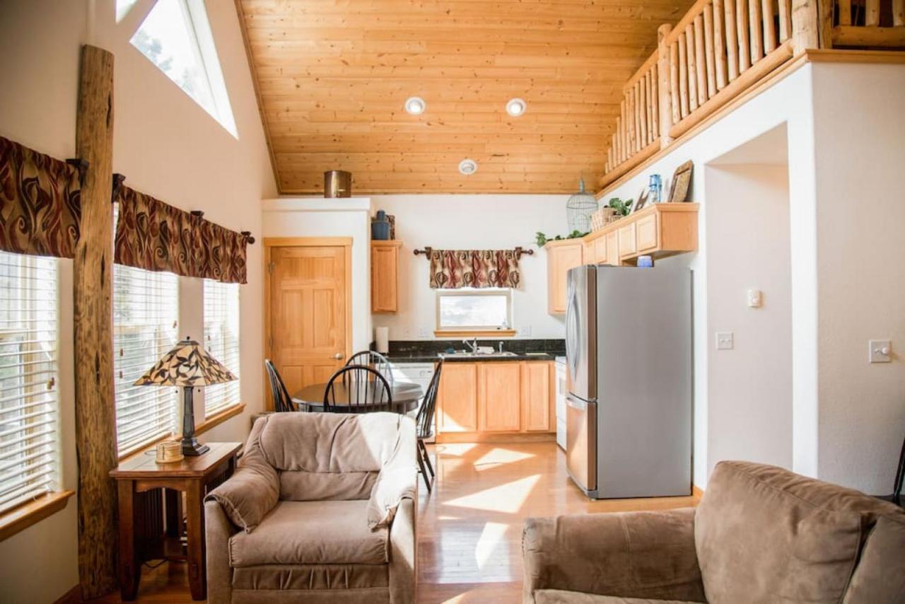 Twin Owls Lodge, Great For Families Master Bedroom, Loft, Full Kitchen, Dogs Ok 埃斯蒂斯帕克 外观 照片